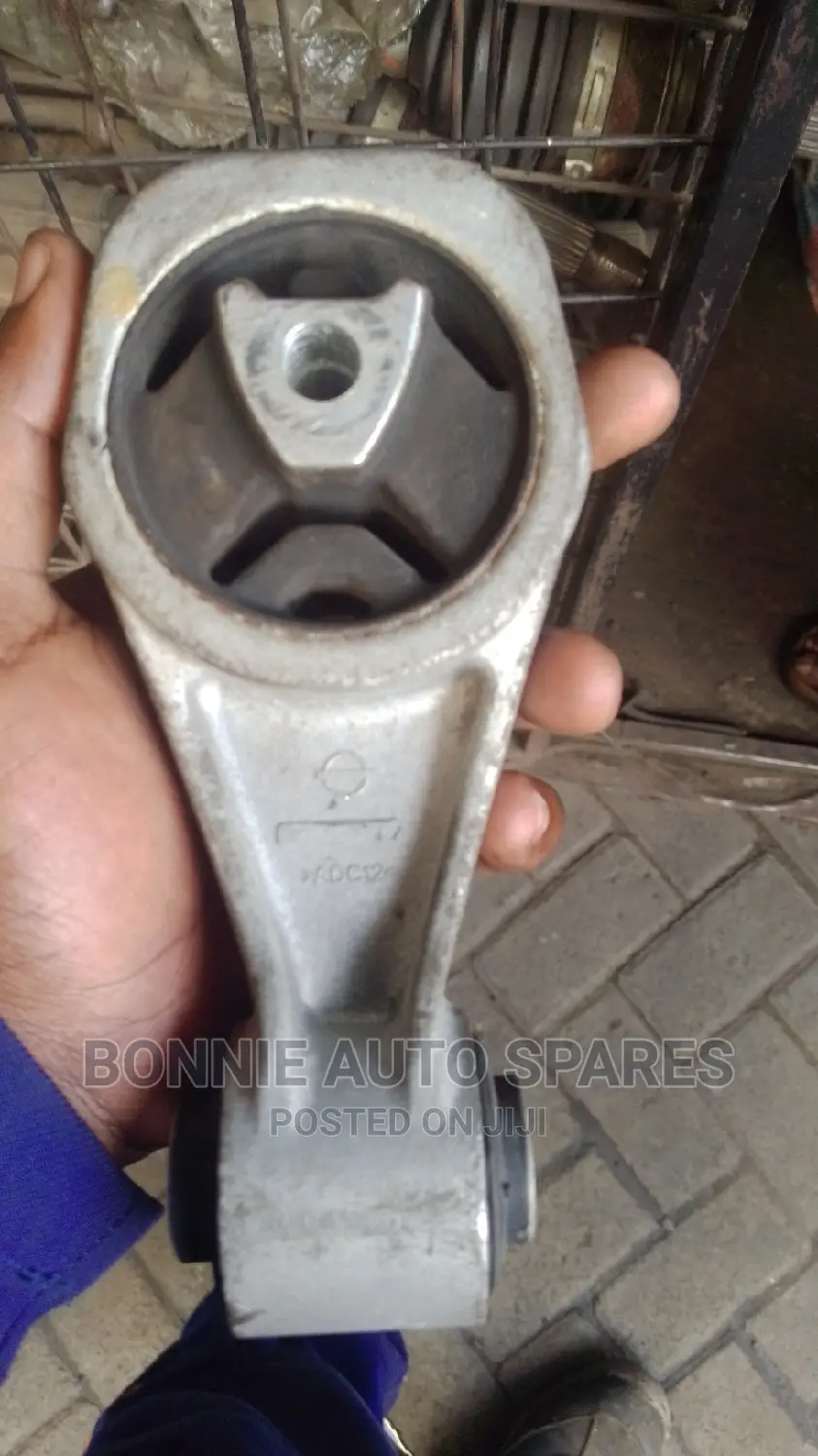 Nissan Sylphy/Juke Engine Mounting
