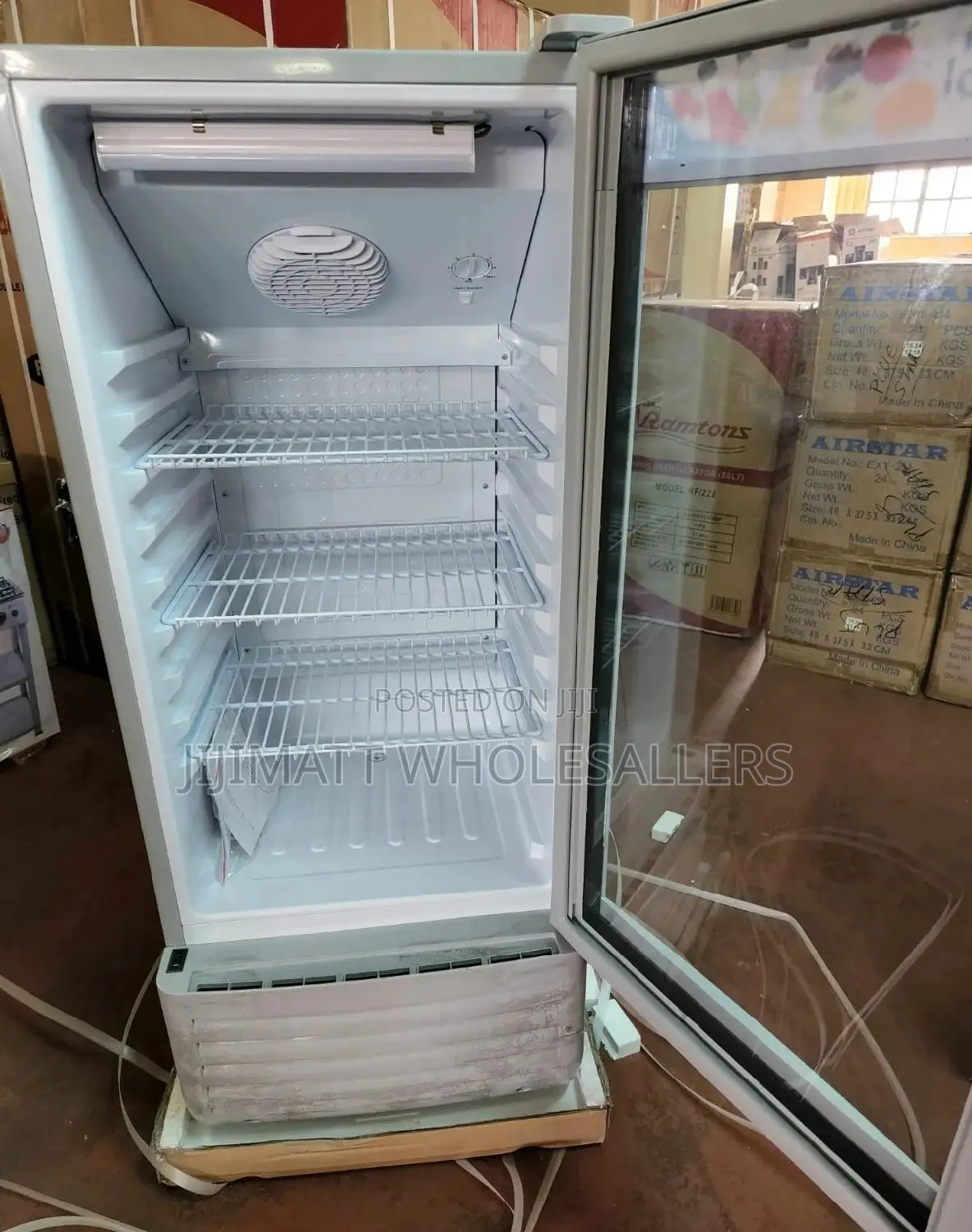 Fridge/Refrigerator/Ramtons 150litres Display Fridge