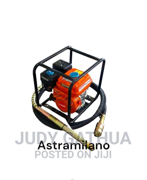 Astramilano Vibrator + Poker