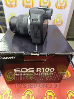 Eos R100 With and 32GB Card