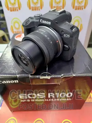 Eos R100 With and 32GB Card