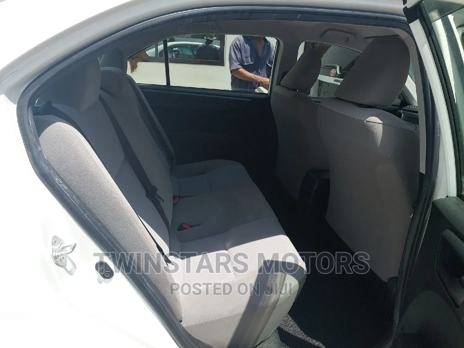 Toyota Axio 1.5 G 2WD 2017 Pearl