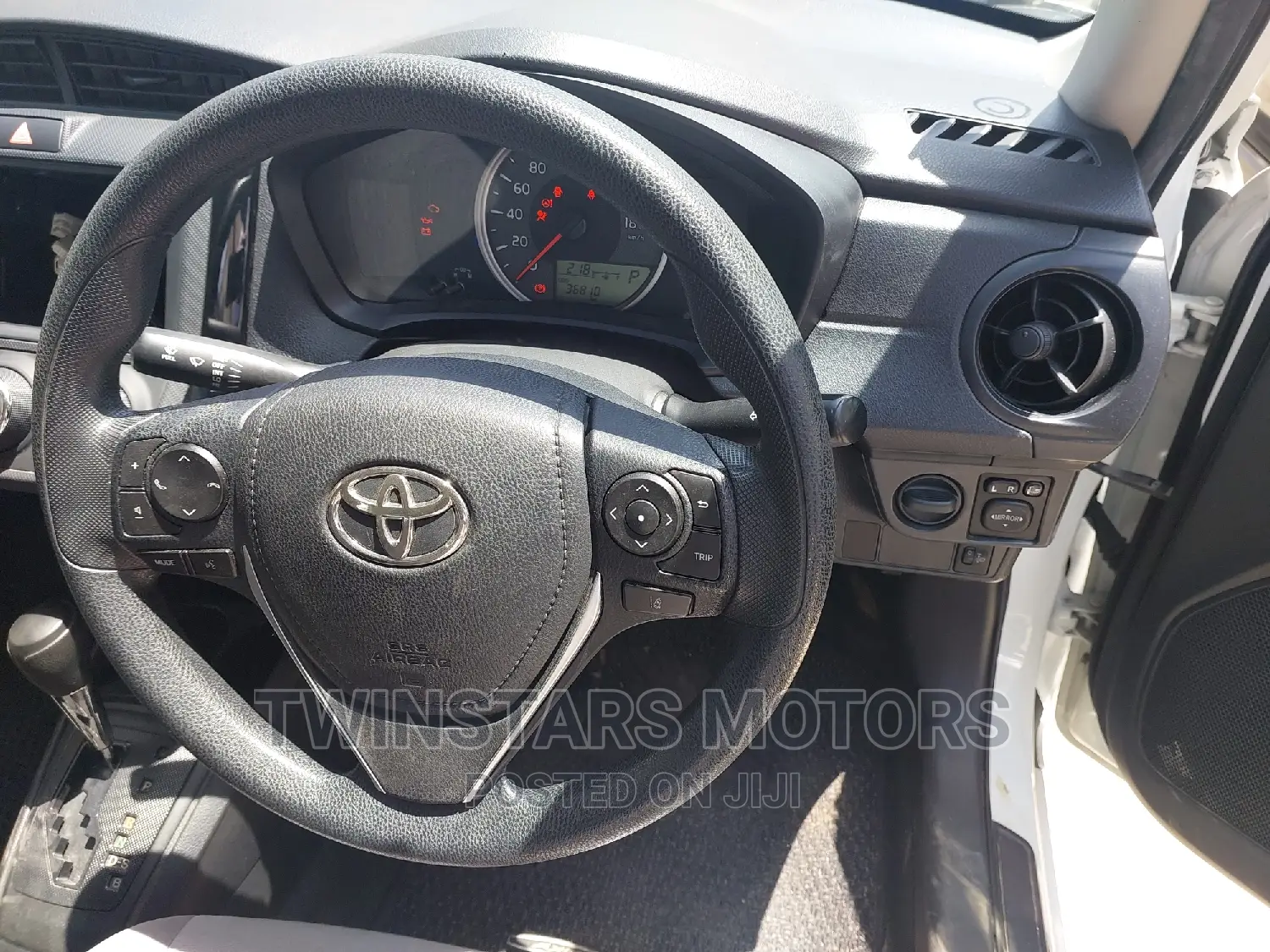 Toyota Axio 1.5 G 2WD 2017 Pearl
