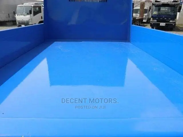 Isuzu ELF Truck 2015 Blue