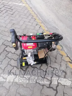 Gasoline Powered 3200psi Pressure Washer Car Wash Machinery