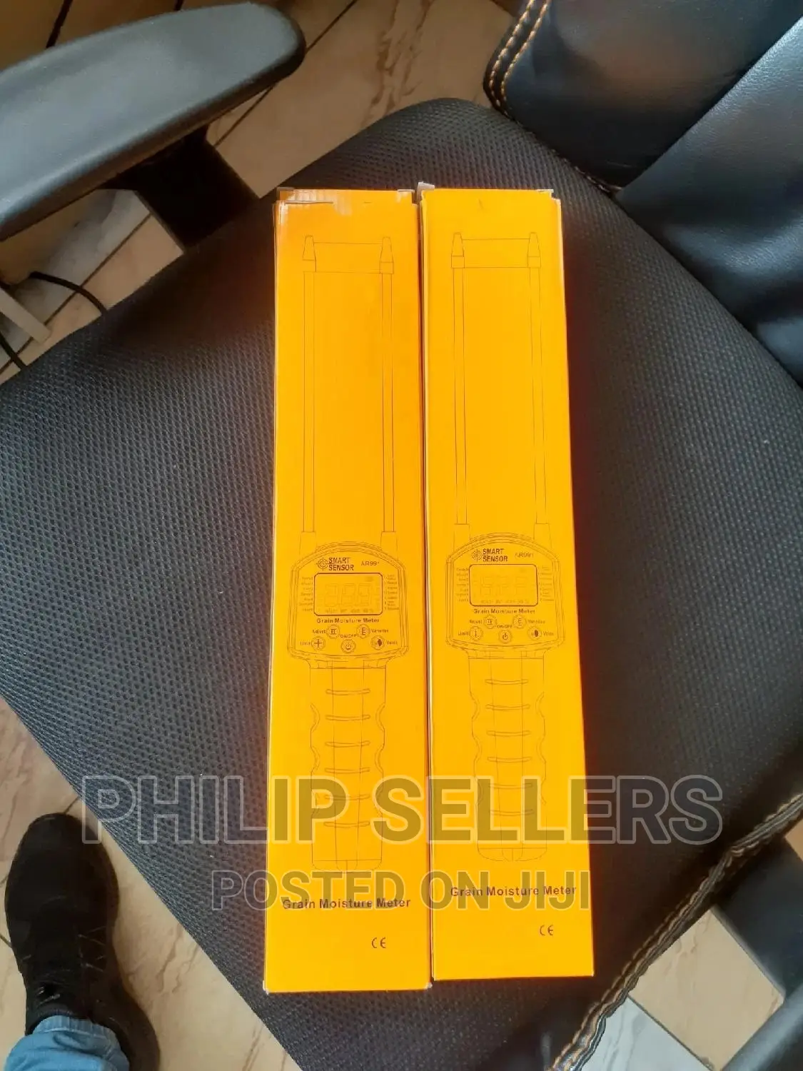AR991 Digital LCD Grain Moisture Meter Tester for Wheat Corn