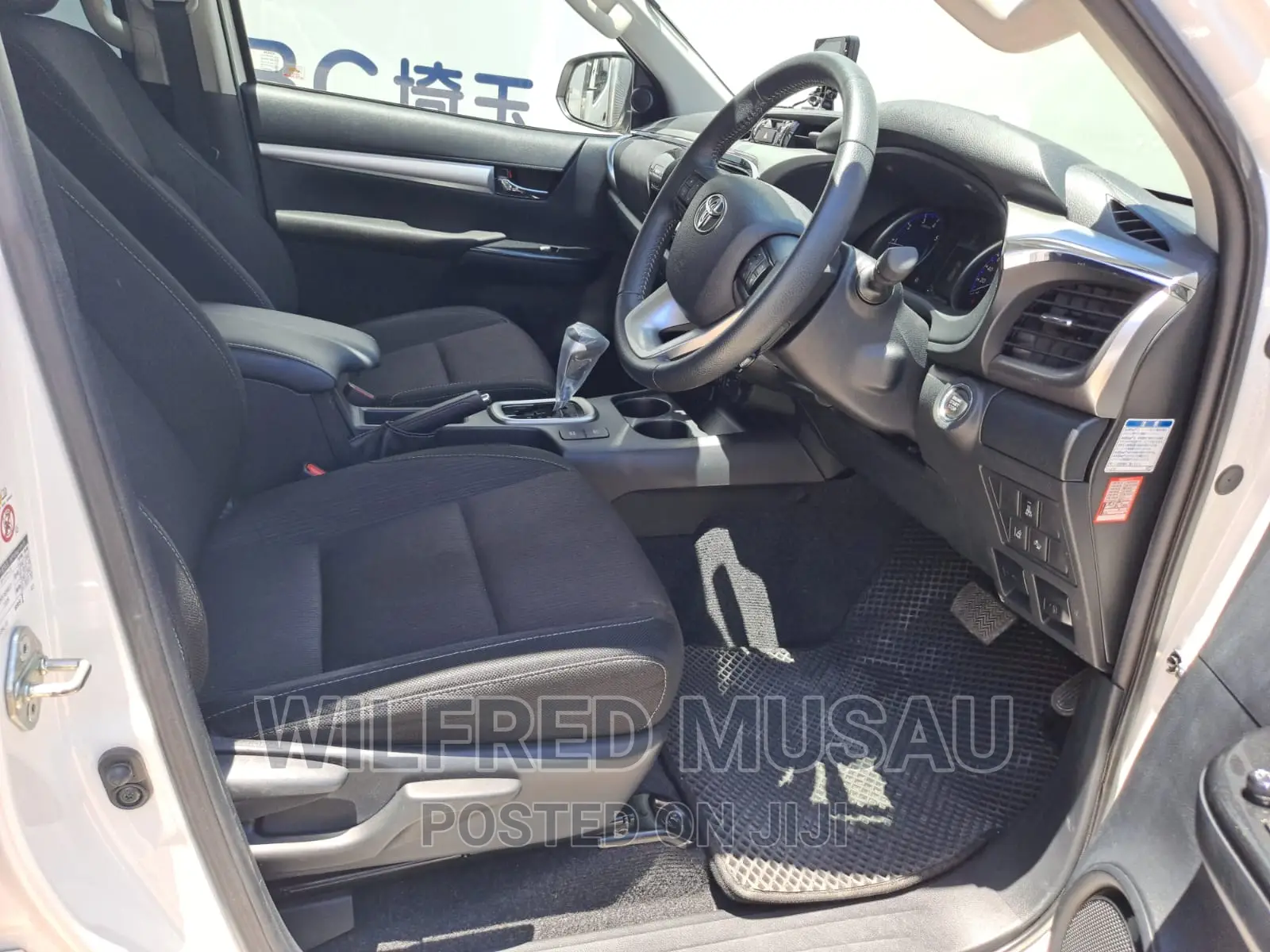 Toyota Hilux 2018 White