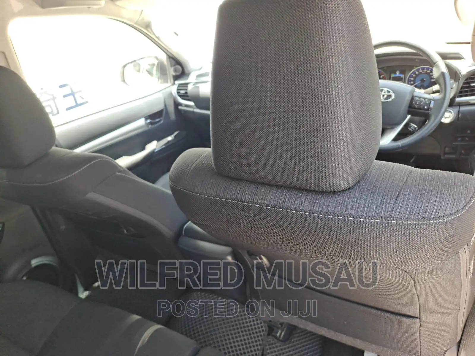 Toyota Hilux 2018 White