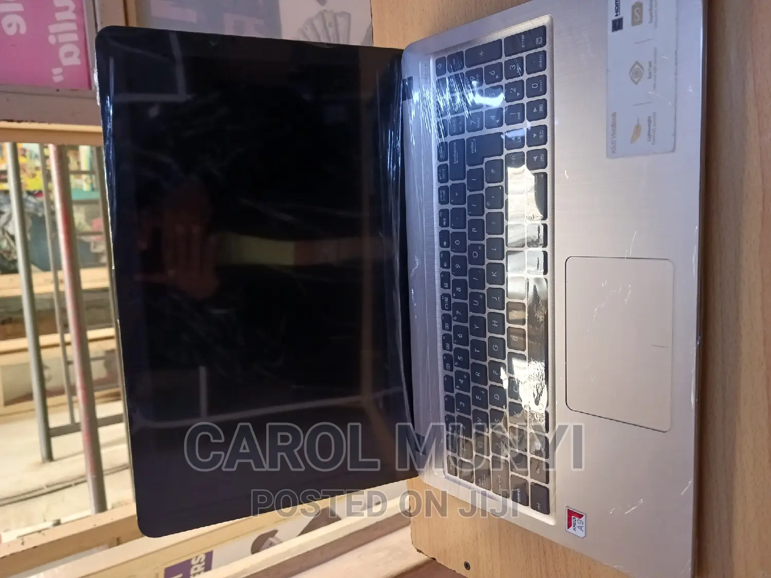 New Laptop Asus VivoBook 15 X505BA 8GB AMD A10 HDD 1T