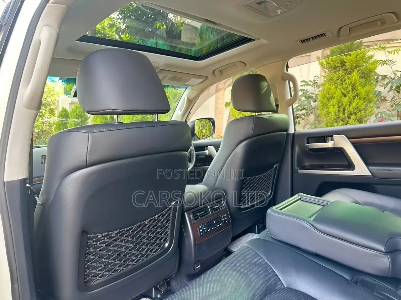 Toyota Land Cruiser 2017 White