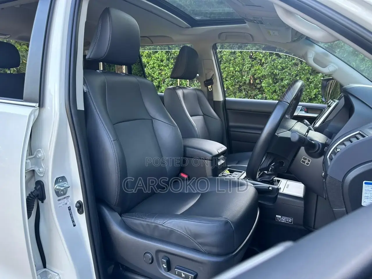 Toyota Land Cruiser Prado 2017 Off white