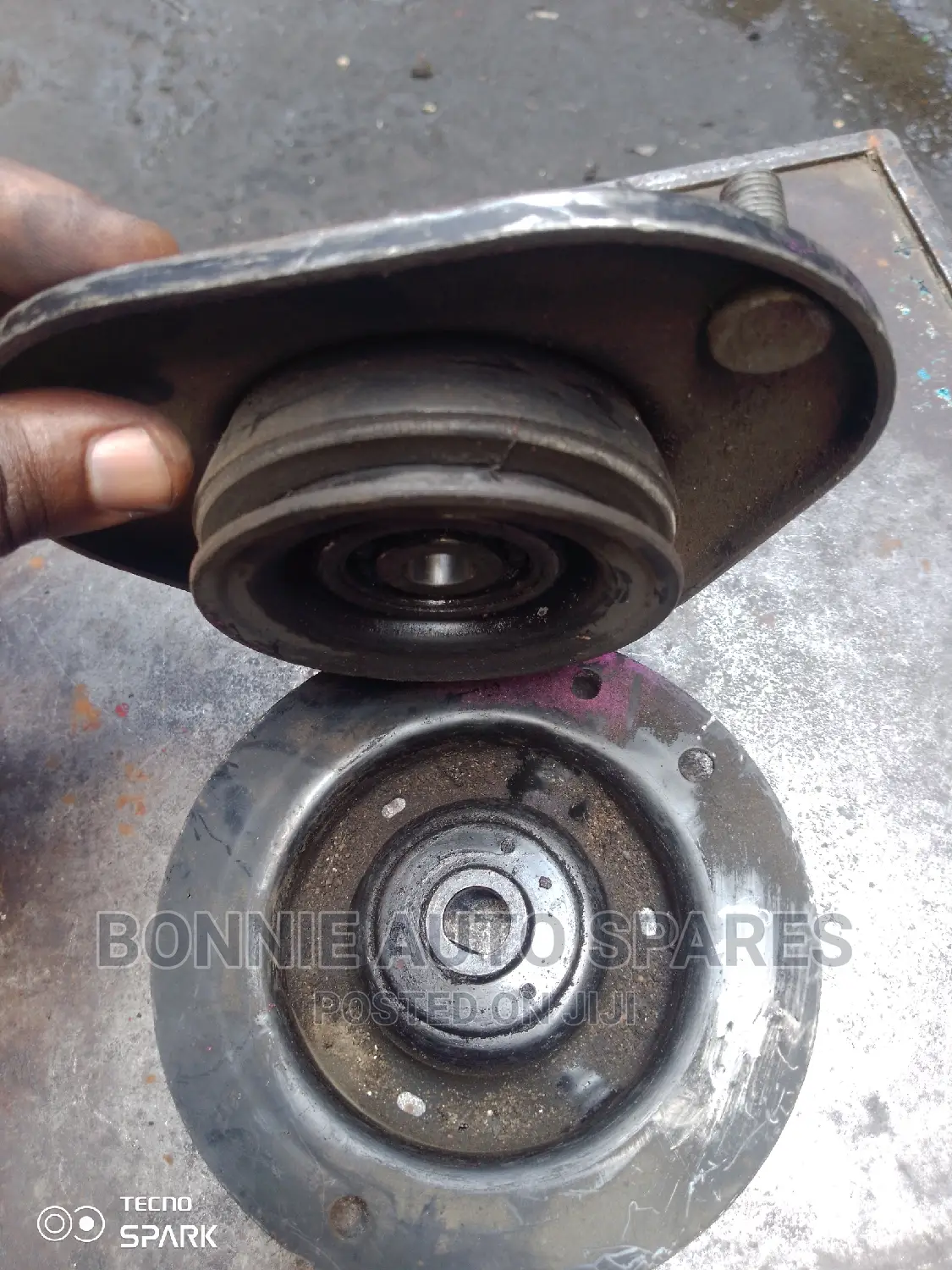 Auris Shock Mounting