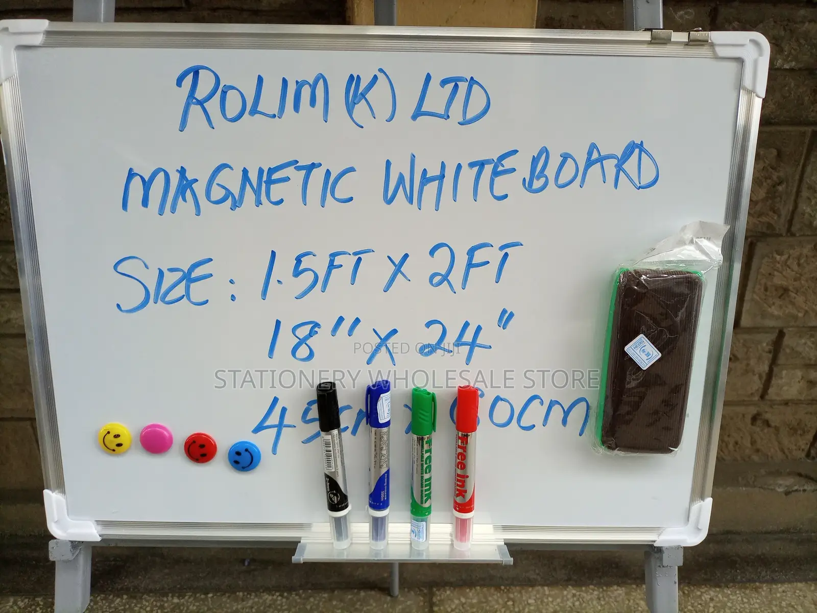 Whiteboard 60cm by 90cm + 4pens + Eraser + 4magnets