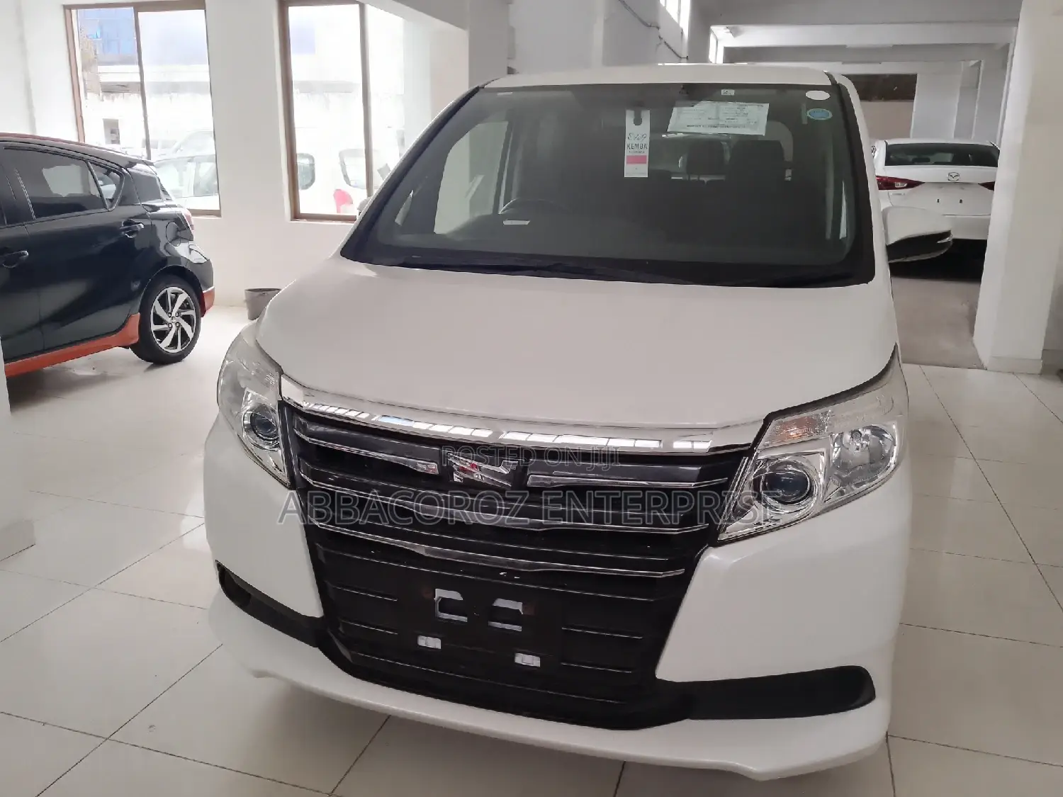 Toyota Noah 2016 White