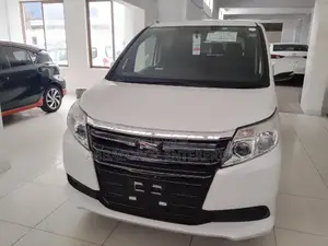 Toyota Noah 2016 White