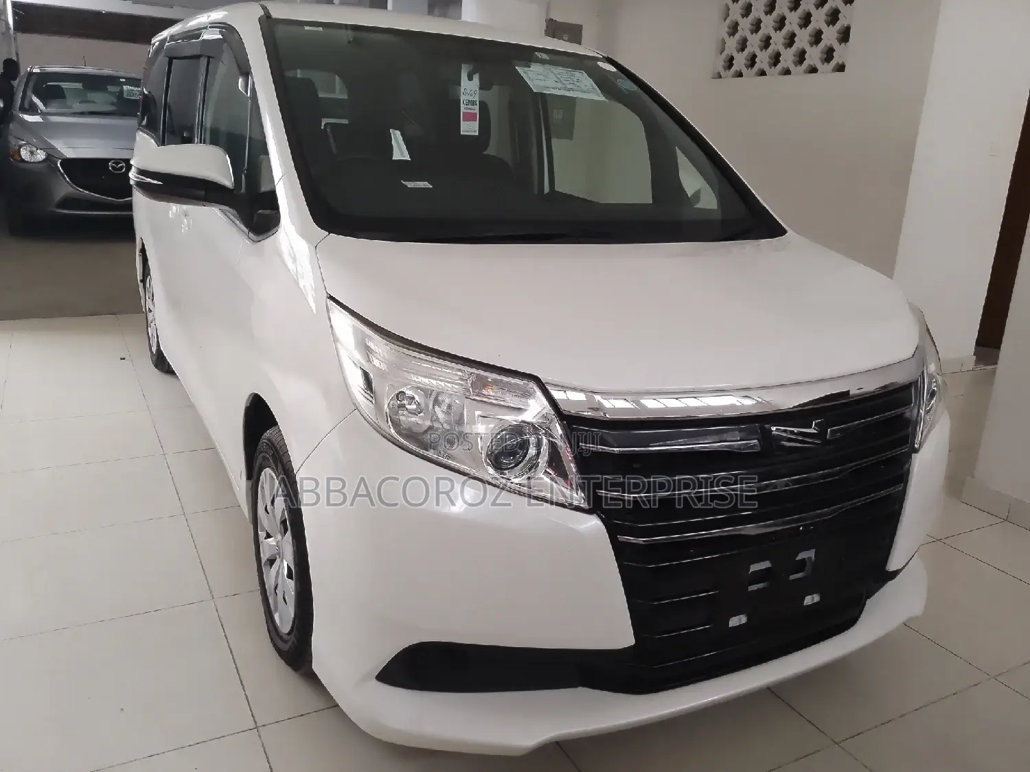 Toyota Noah 2016 White