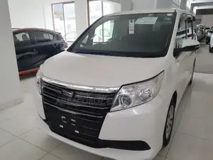 Toyota Noah 2016 White