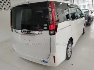 Toyota Noah 2016 White