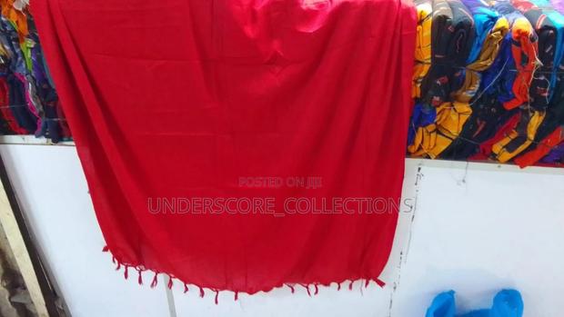 Pure Cotton Ladies Functional and Printing Lesos