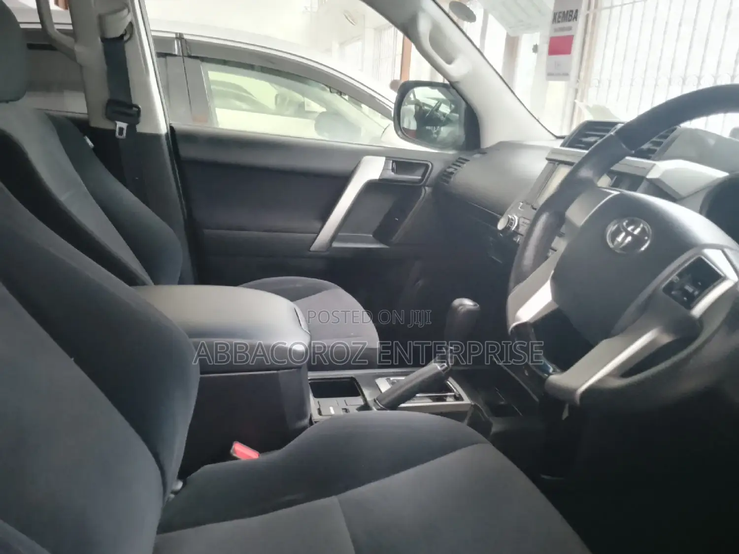 Toyota Land Cruiser Prado 2016 Brown
