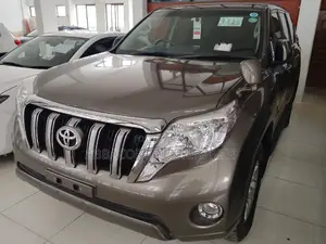 Toyota Land Cruiser Prado 2016 Brown