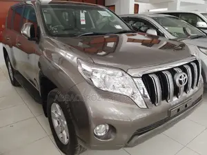Toyota Land Cruiser Prado 2016 Brown