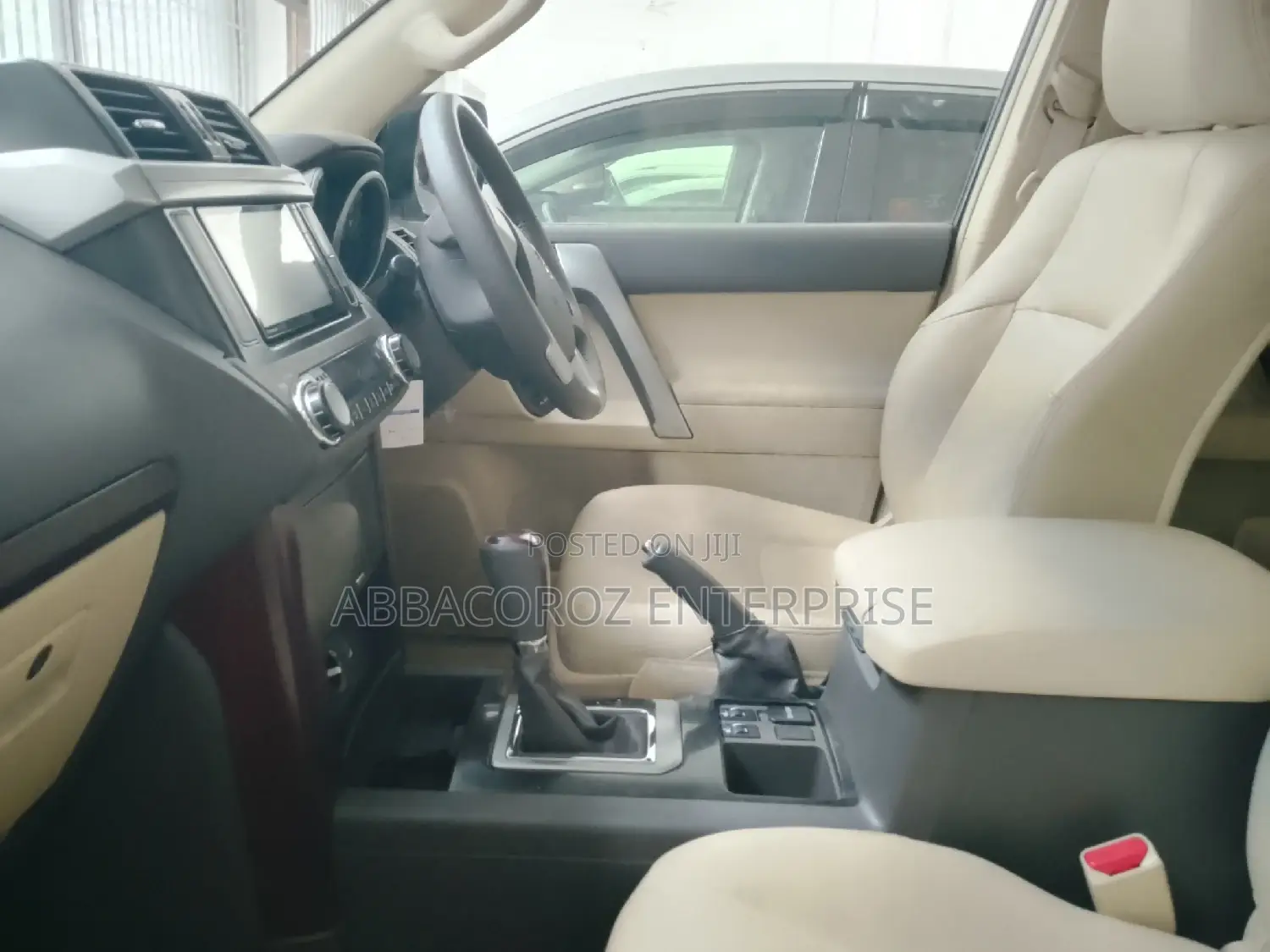 Toyota Land Cruiser Prado 2016 White