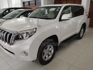 Toyota Land Cruiser Prado 2016 White