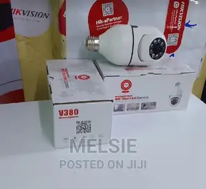 V380 PRO Rotating Wifi Bulb PTZ Camera With Motion Tracker