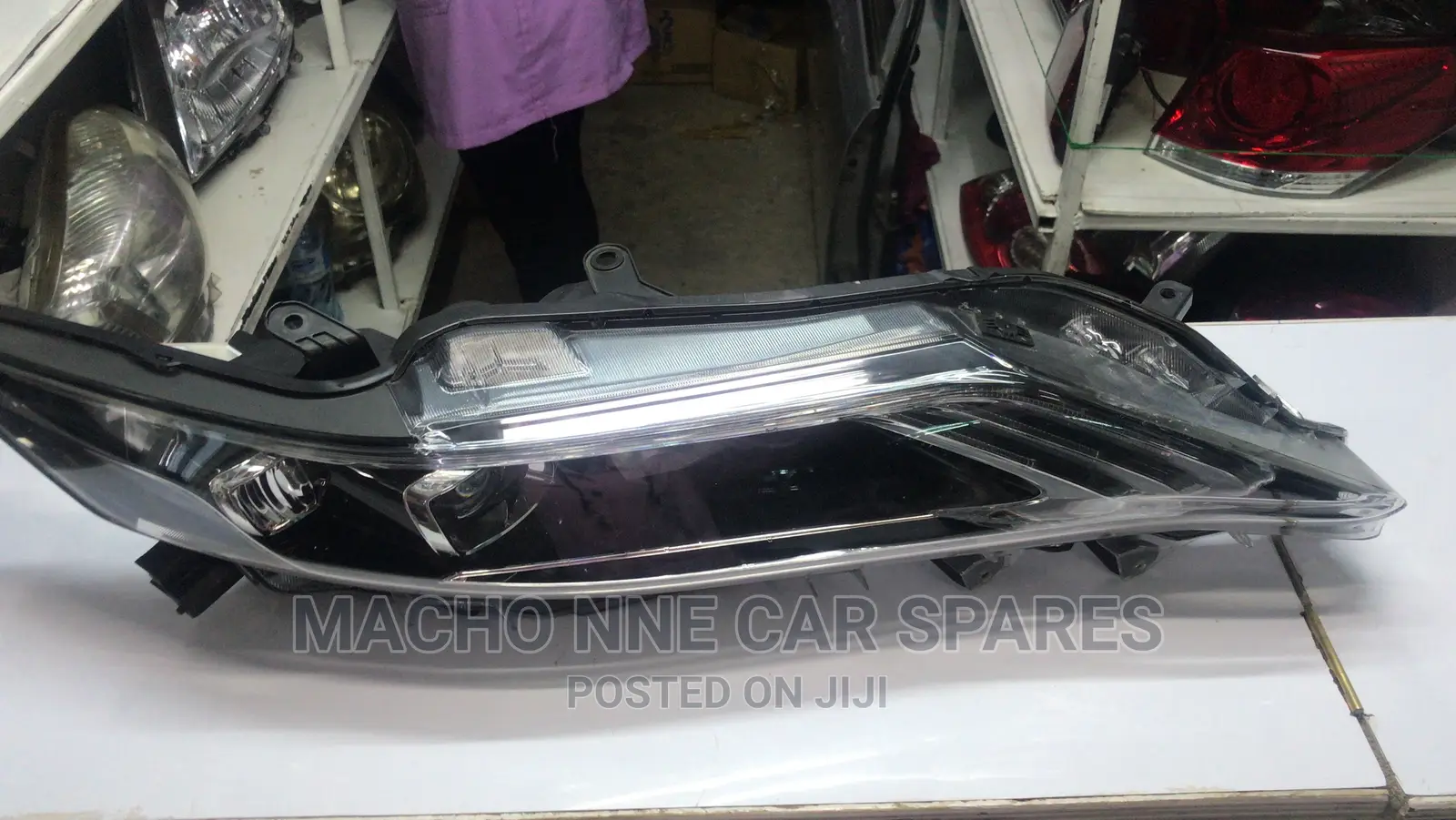 Toyota Harrier 2014 (147) Headlight