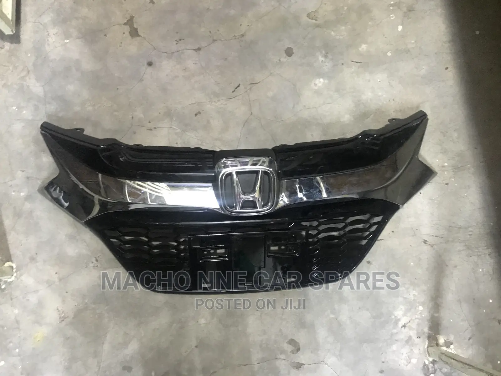 Honda Vezel 2012-2015 Glass Grill
