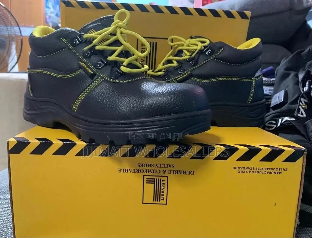 Safety Boots//Safety Boots//Safety Boots Shoes Available