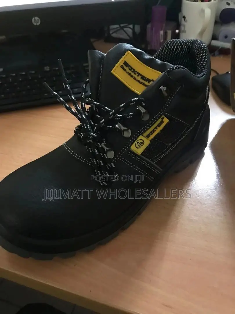 Safety Boots//Safety Boots//Safety Boots Shoes Available