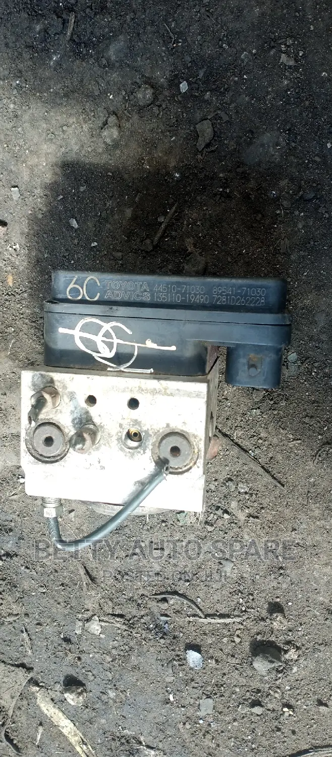 Toyota Hilux Vigo Abs Pump