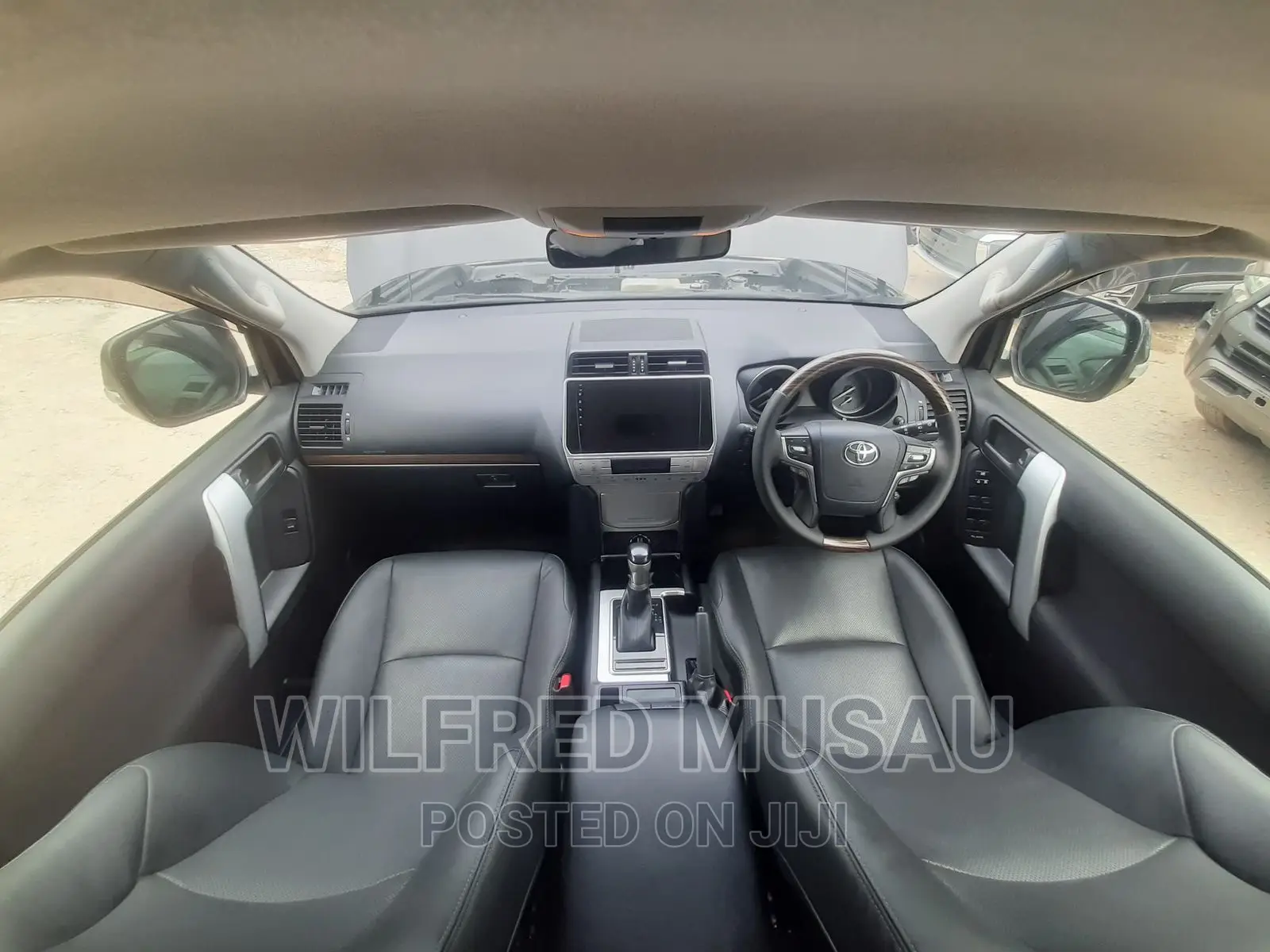 Toyota Land Cruiser Prado 2.8 2017 Black