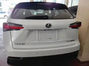 Lexus NX 300h Base 4x4 (2.5L 4cyl 2A) 2017 White