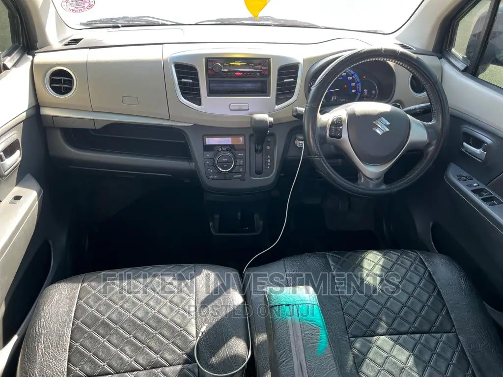 Suzuki Wagon 2015 Black