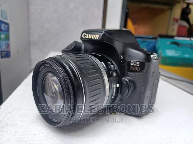 Canon 750d With Kit Lens 18-55mm