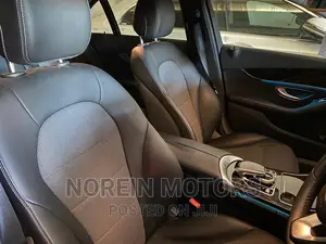 Mercedes-Benz C180 2016 Silver