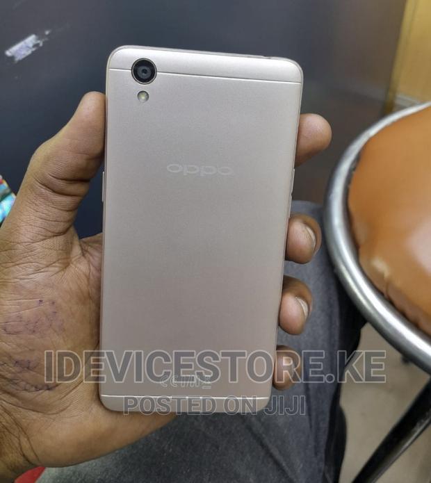 Oppo A37 16 GB Gold - main view
