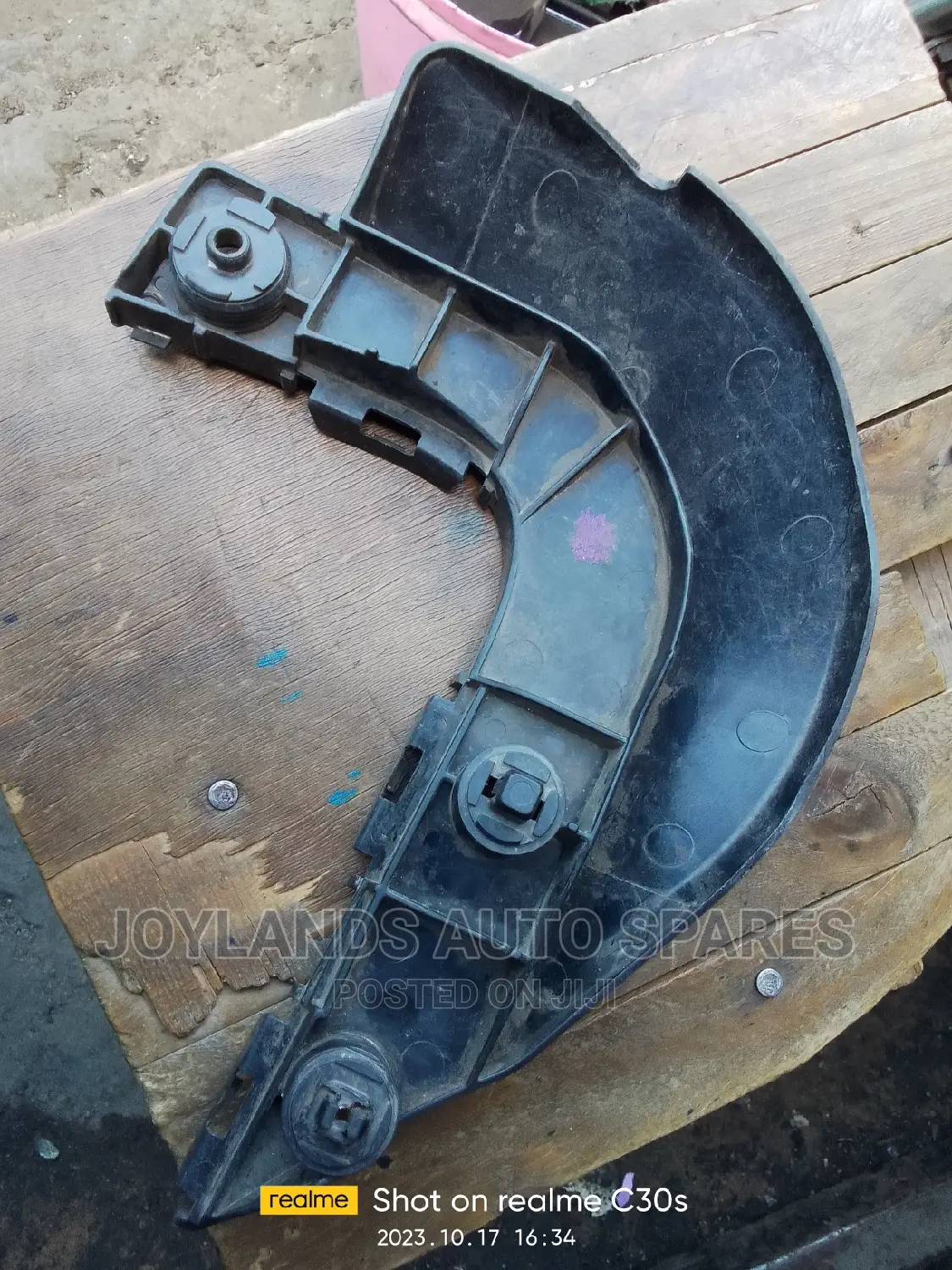 Noah 2012 Bumper Bracket(Slider)
