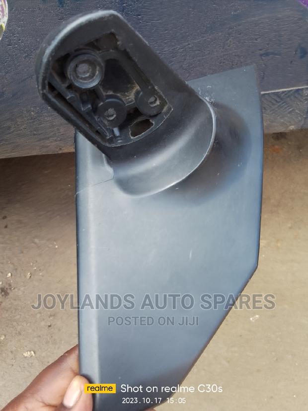 Fielder 2005 Side Mirror Arm - thumbnail 2