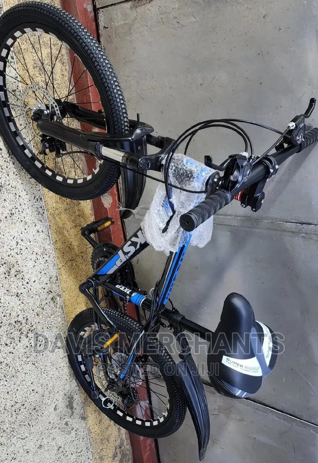 Sports Bike Size 20 With Gear and Front Shocks