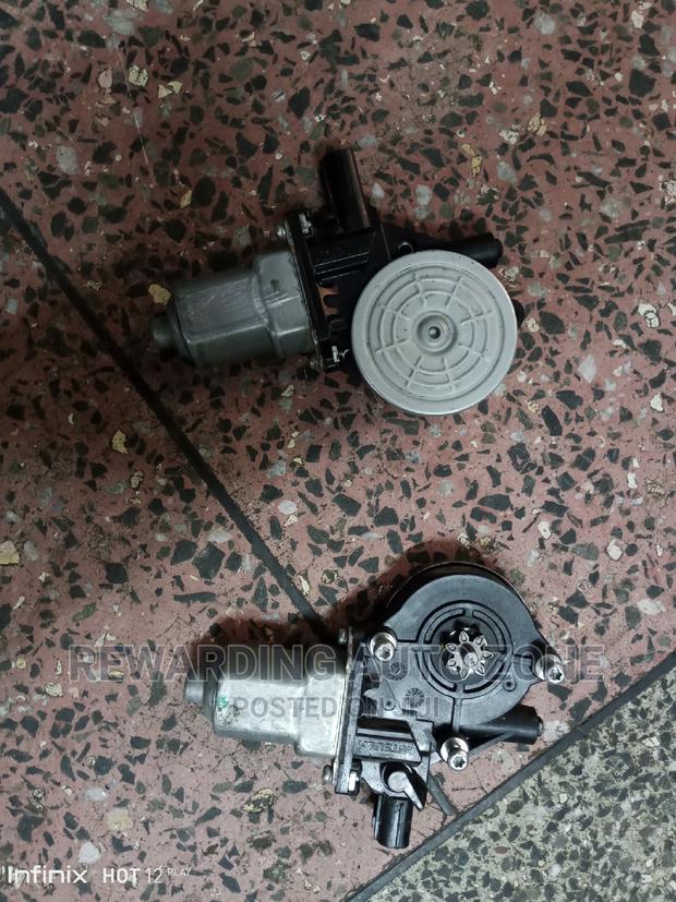 Honda Insight Window Motor. - main view