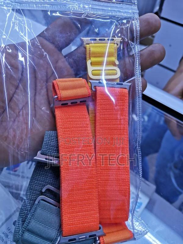 Silicon Case With Nylon Velcro Strap Apple Se/7/6/5/4/3/2/1