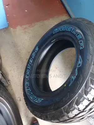 285/65r17 Bridgestone Dueler