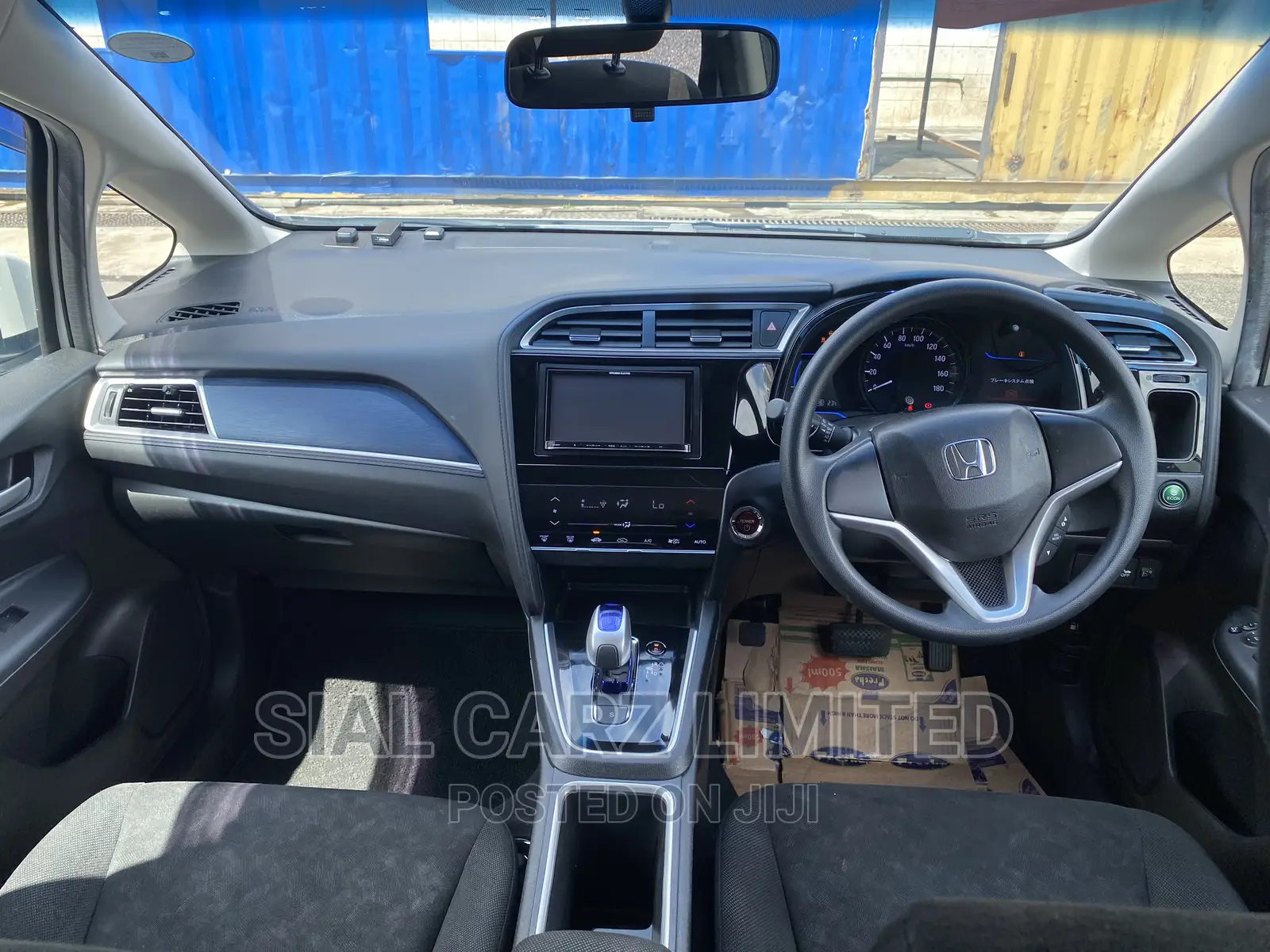 Honda Shuttle 1.5 Hybrid 2WD 2016 White