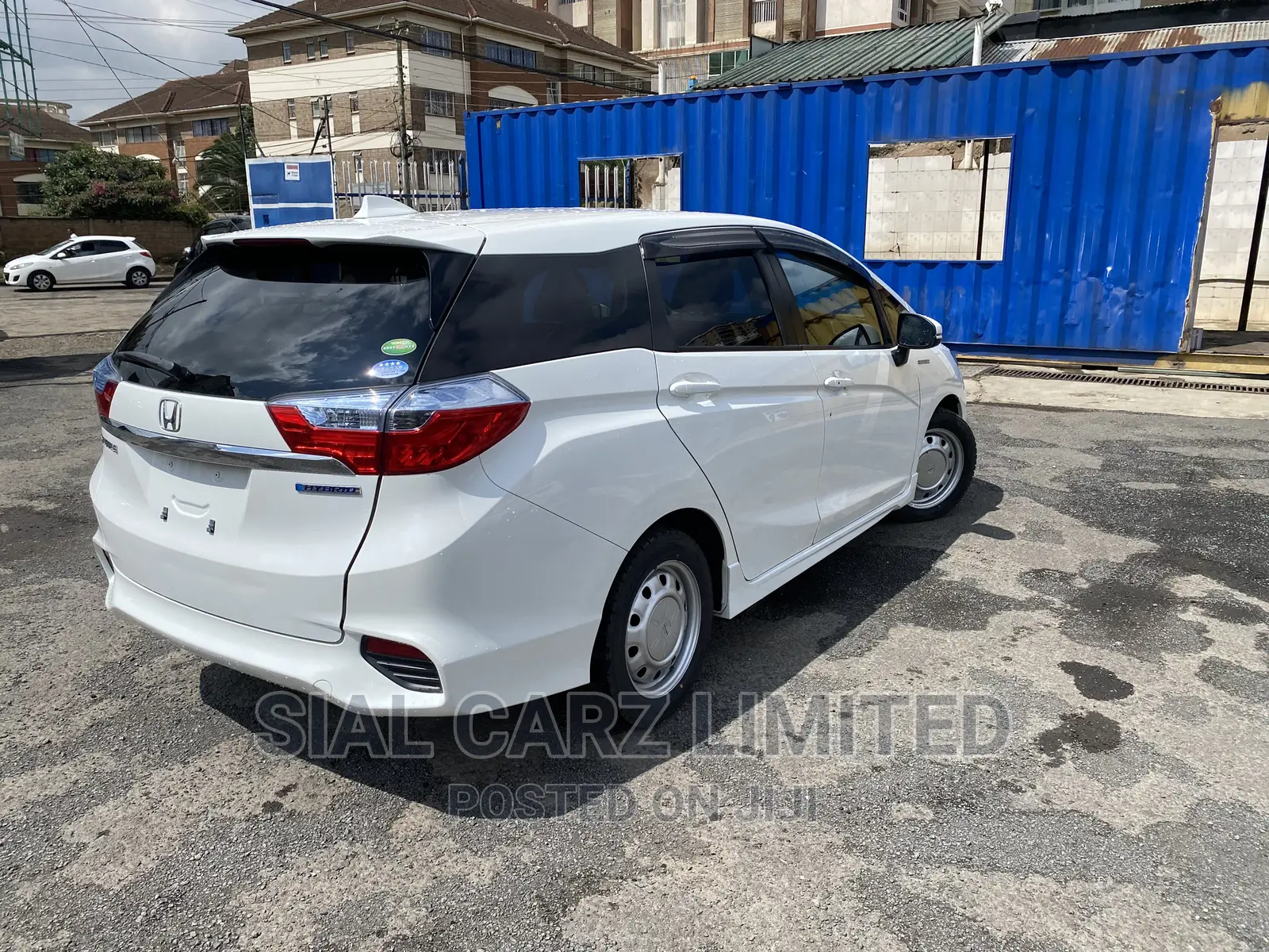 Honda Shuttle 1.5 Hybrid 2WD 2016 White