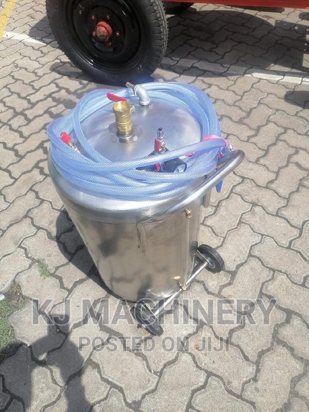 60 Litres Soap Dispensing Machine-Quality Assured - main view