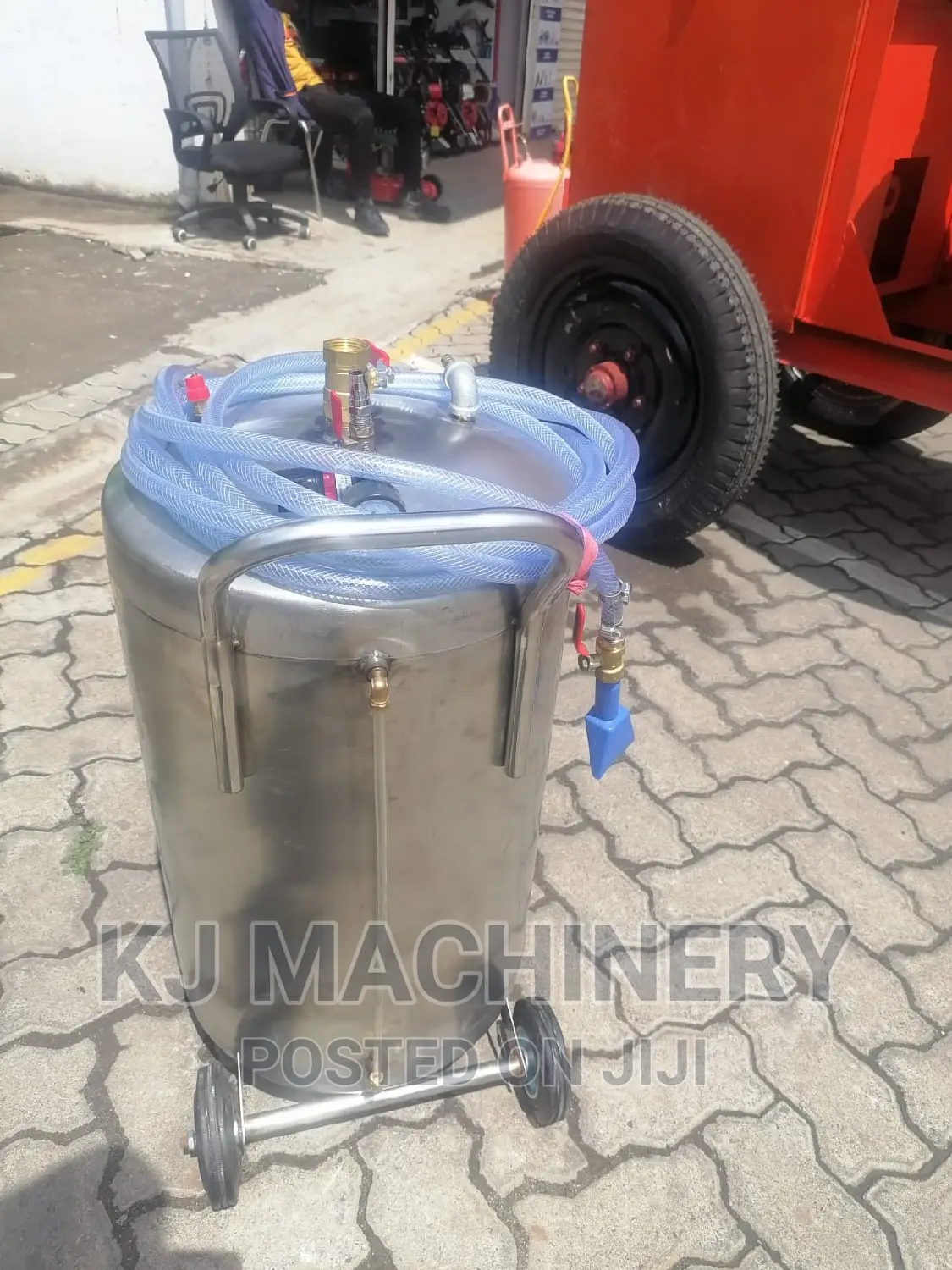 60 Litres Soap Dispensing Machine-Quality Assured